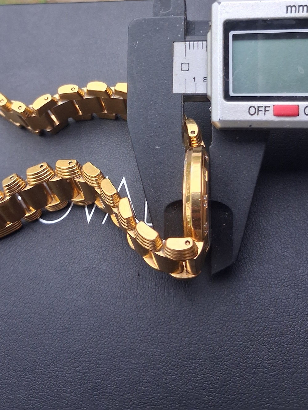 Movado Gold-Tone Bracelet Watch DIAMONDS $1995 - Picture 15 of 15